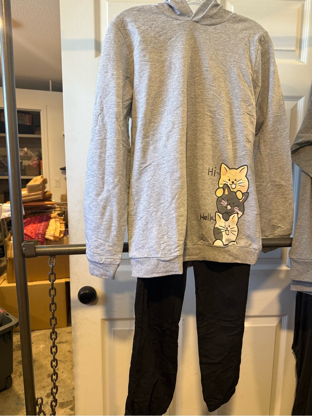 Amazon Kids Gray Crewneck Set with Stacked Cat Graphic
